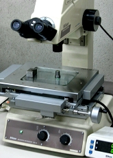 工業用顕微鏡（NICON）